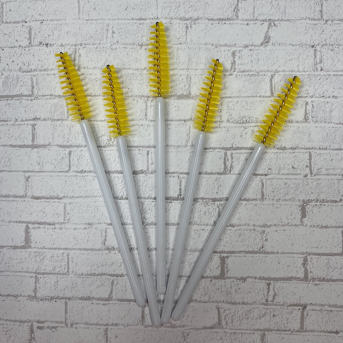 Lash Brush (Yellow & White)